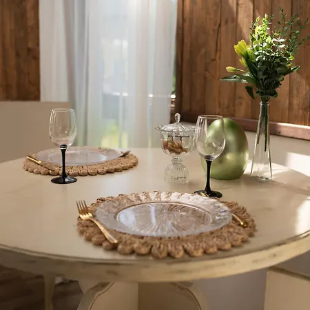 Krstasice شاليه *