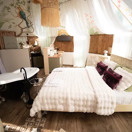 شاليه Krstasice فردنيك